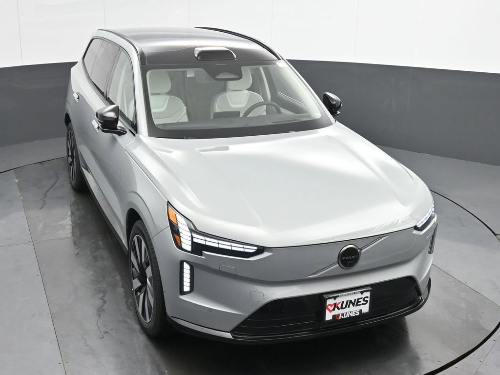 New 2025 Volvo EX90 Ultra image 36