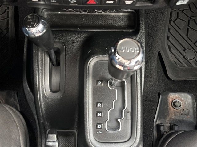 Used 2018 Jeep Wrangler Unlimited Sport S image 24
