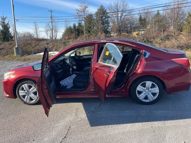 Used 2016 Subaru Legacy 2.5i image 16