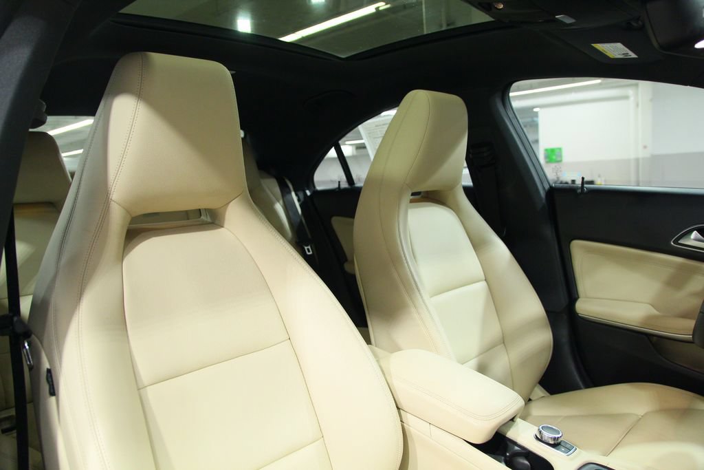 Used 2018 Mercedes-Benz CLA 250 4MATIC image 21