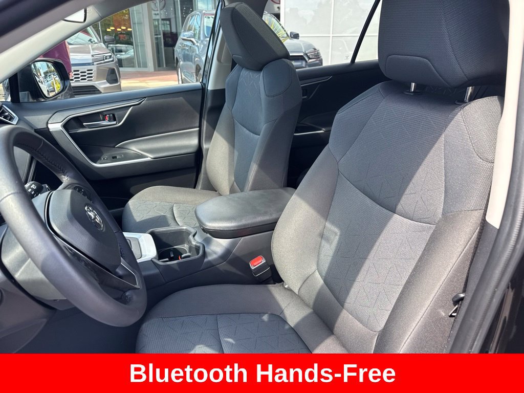 Certified 2025 Toyota RAV4 XLE w/ Convenience Package AWD/4WD image 13