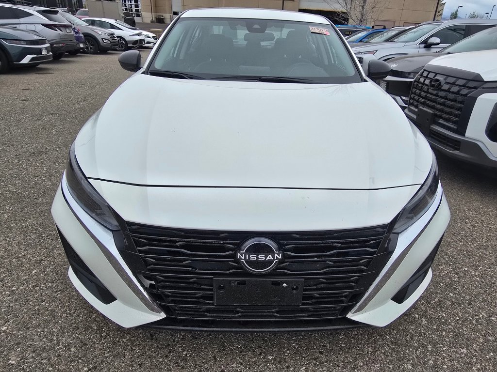 Used 2025 Nissan Altima 2.5 SV image 7