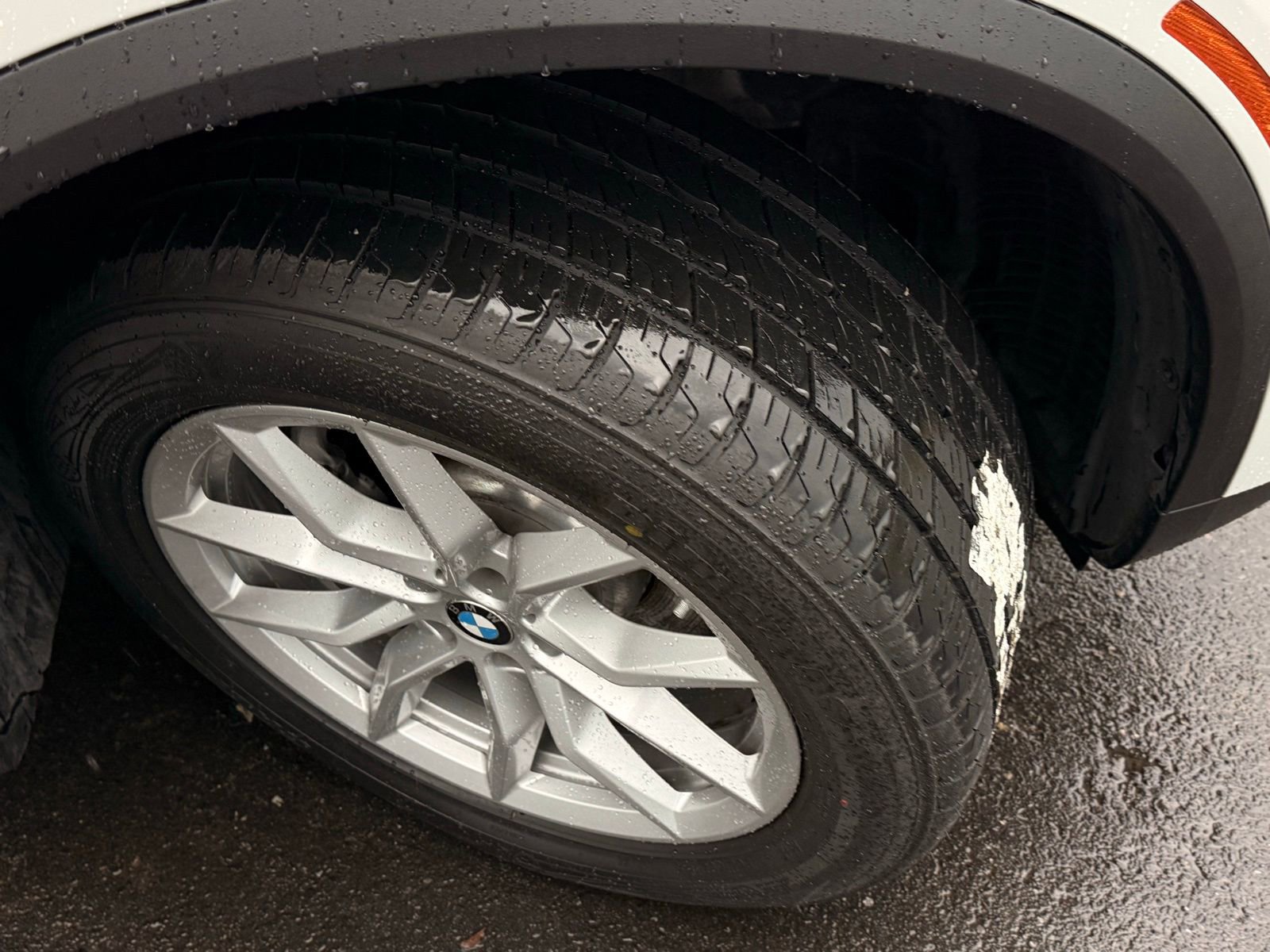 Used 2019 BMW X5 xDrive40i w/ Convenience Package image 13