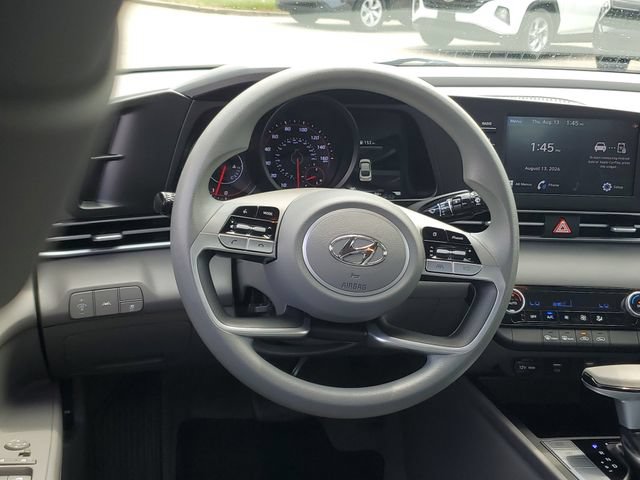 Used 2023 Hyundai Elantra SEL FWD image 11