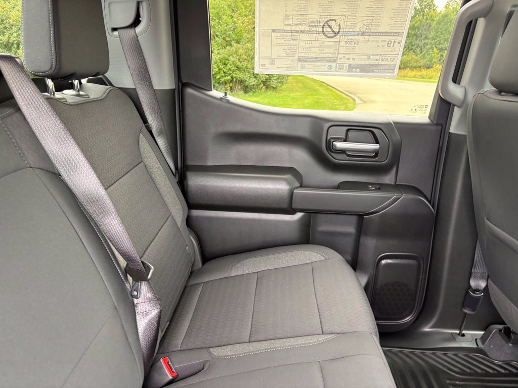 New 2026 Chevrolet Silverado 1500 Custom AWD/4WD image 34