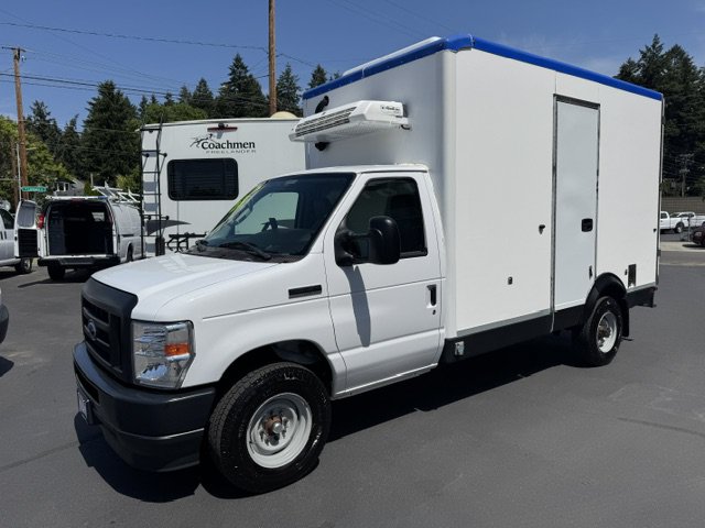 Used 2023 Ford E-350 and Econoline 350 Super Duty w/ Power Windows & Locks Group RWD image 9