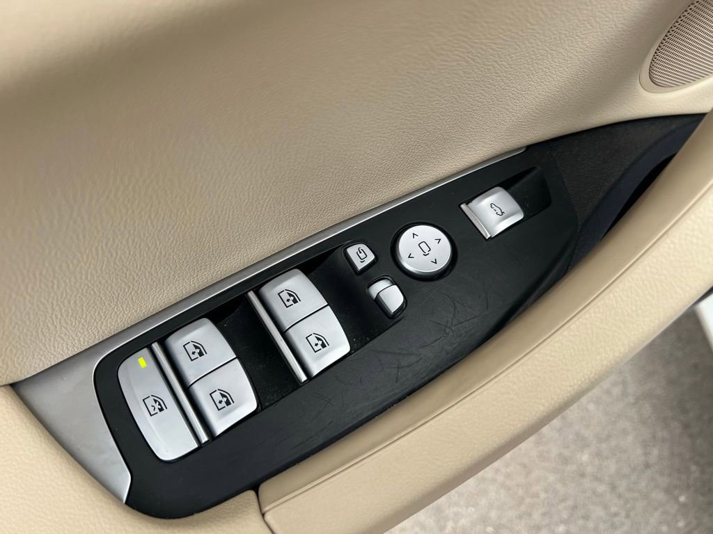 Used 2023 BMW X3 xDrive30i w/ M Sport Package image 16