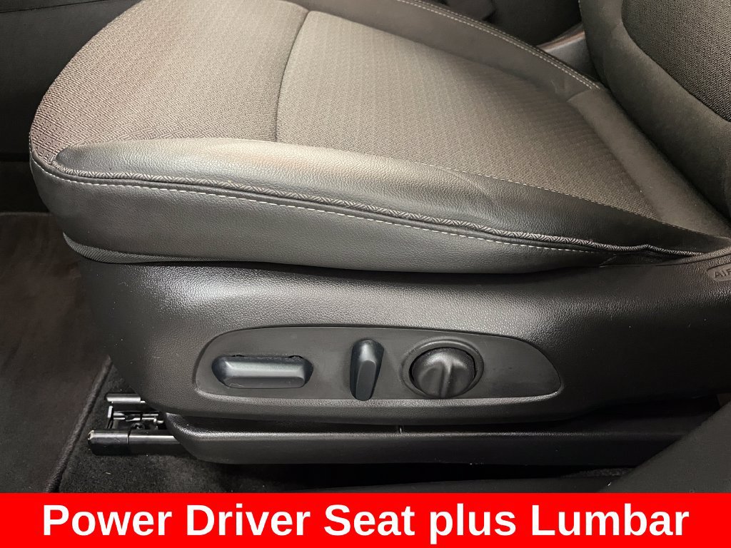 Used 2023 Buick Encore GX Select w/ Sport Touring Package FWD image 9