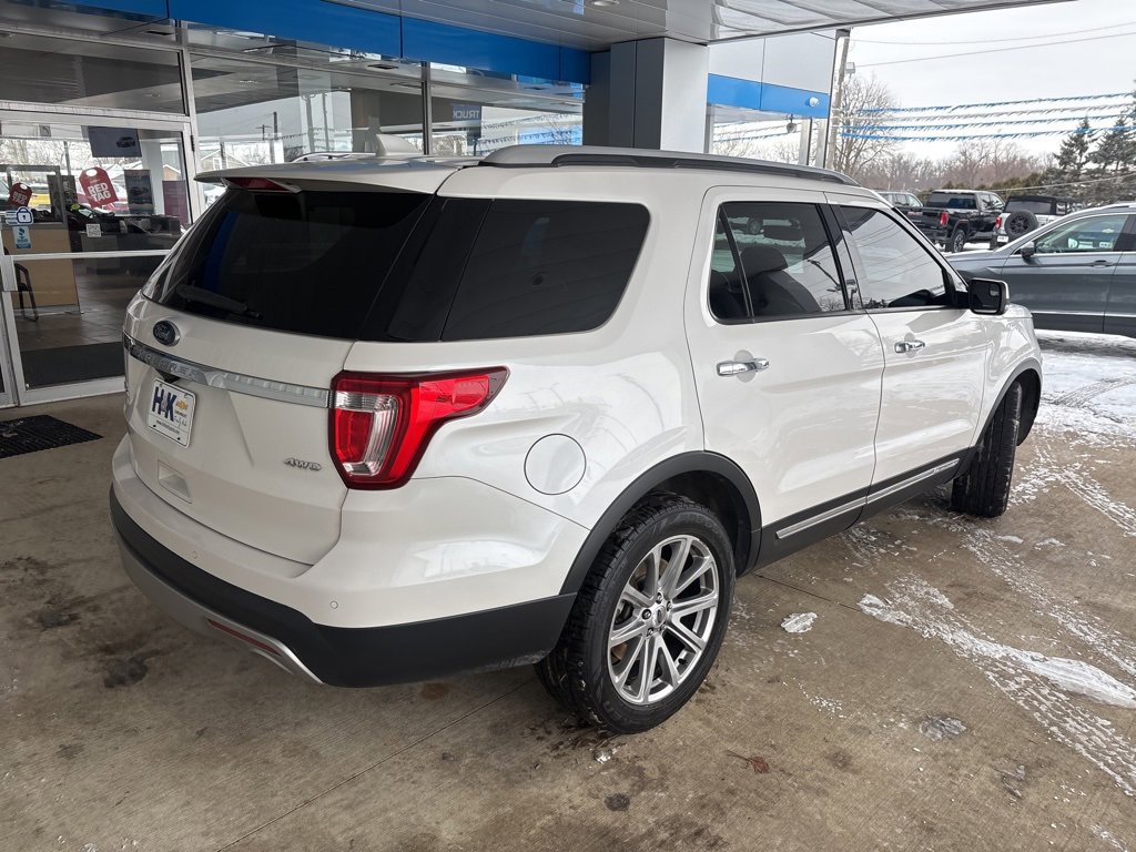 Used 2017 Ford Explorer Limited image 5
