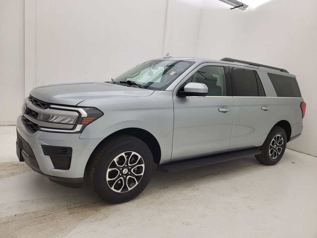 Used 2024 Ford Expedition Max XLT image 28