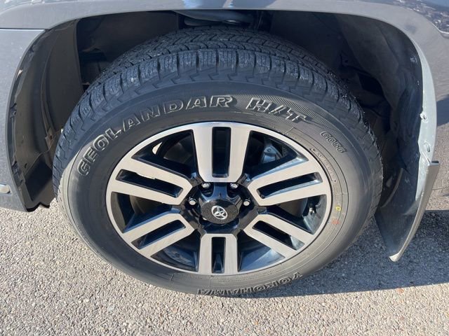 Used 2024 Toyota 4Runner Limited image 20
