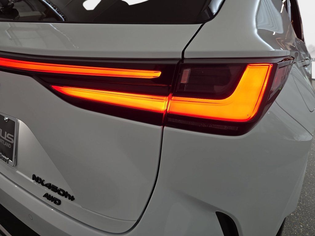 New 2026 Lexus NX 450h+ F Sport AWD/4WD image 31