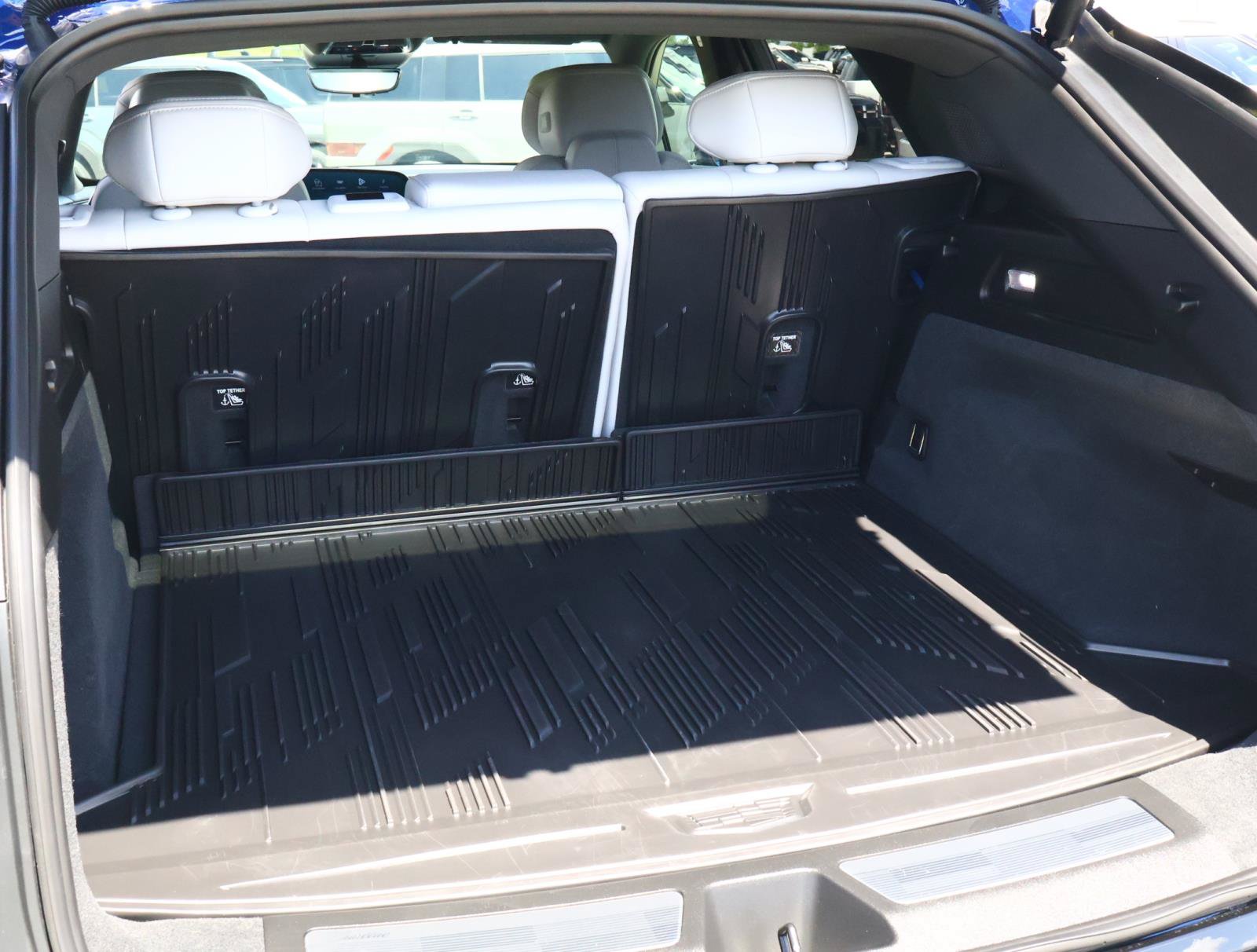 Used 2026 Cadillac Lyriq Premium Sport w/ LPO, Floor Liner Package RWD image 27