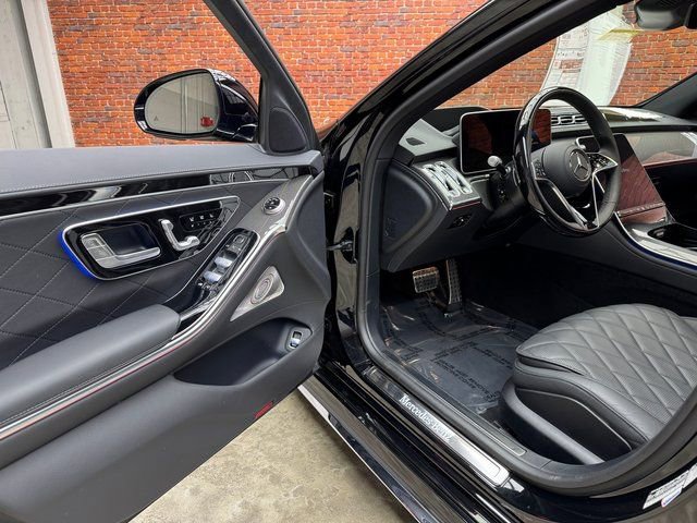 New 2025 Mercedes-Benz S 580 4MATIC Sedan image 8