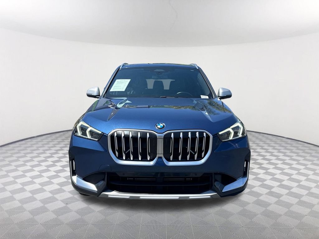 Used 2023 BMW X1 xDrive28i w/ Convenience Package AWD/4WD image 2