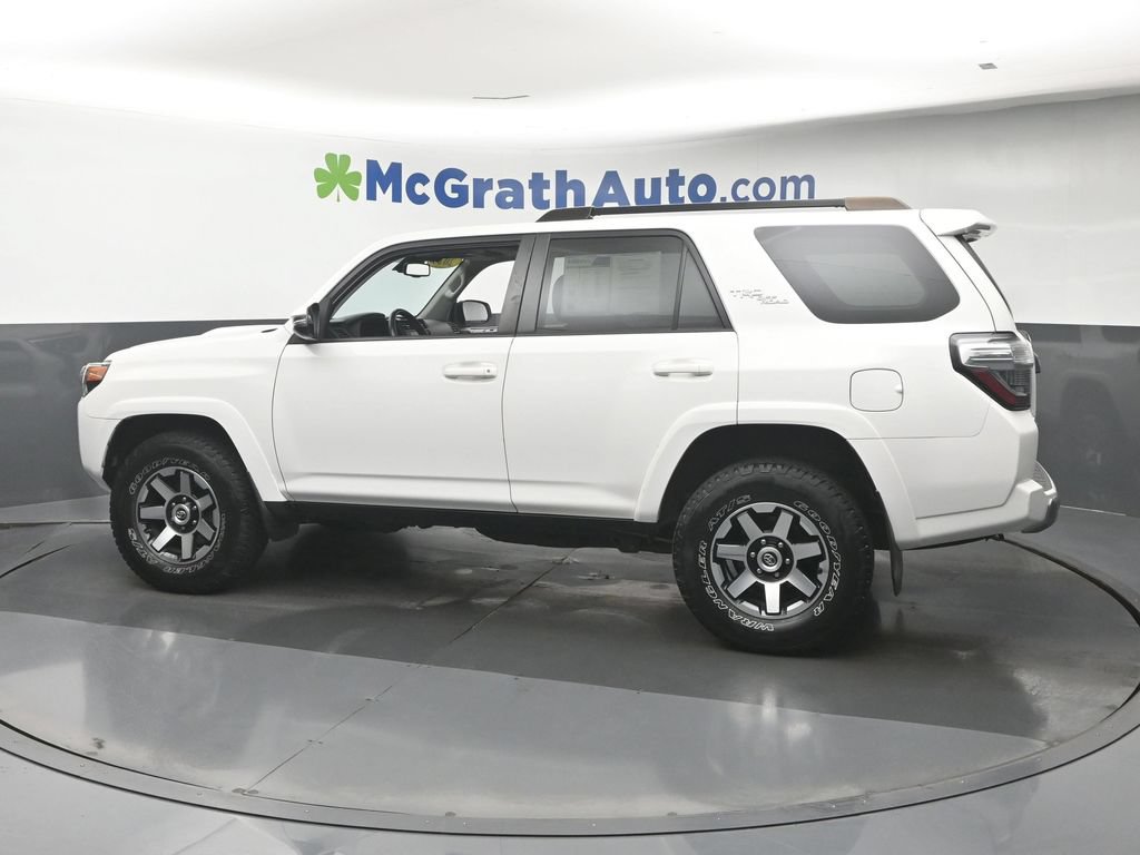 Used 2020 Toyota 4Runner TRD Off-Road Premium w/ Moonroof Package AWD/4WD image 25