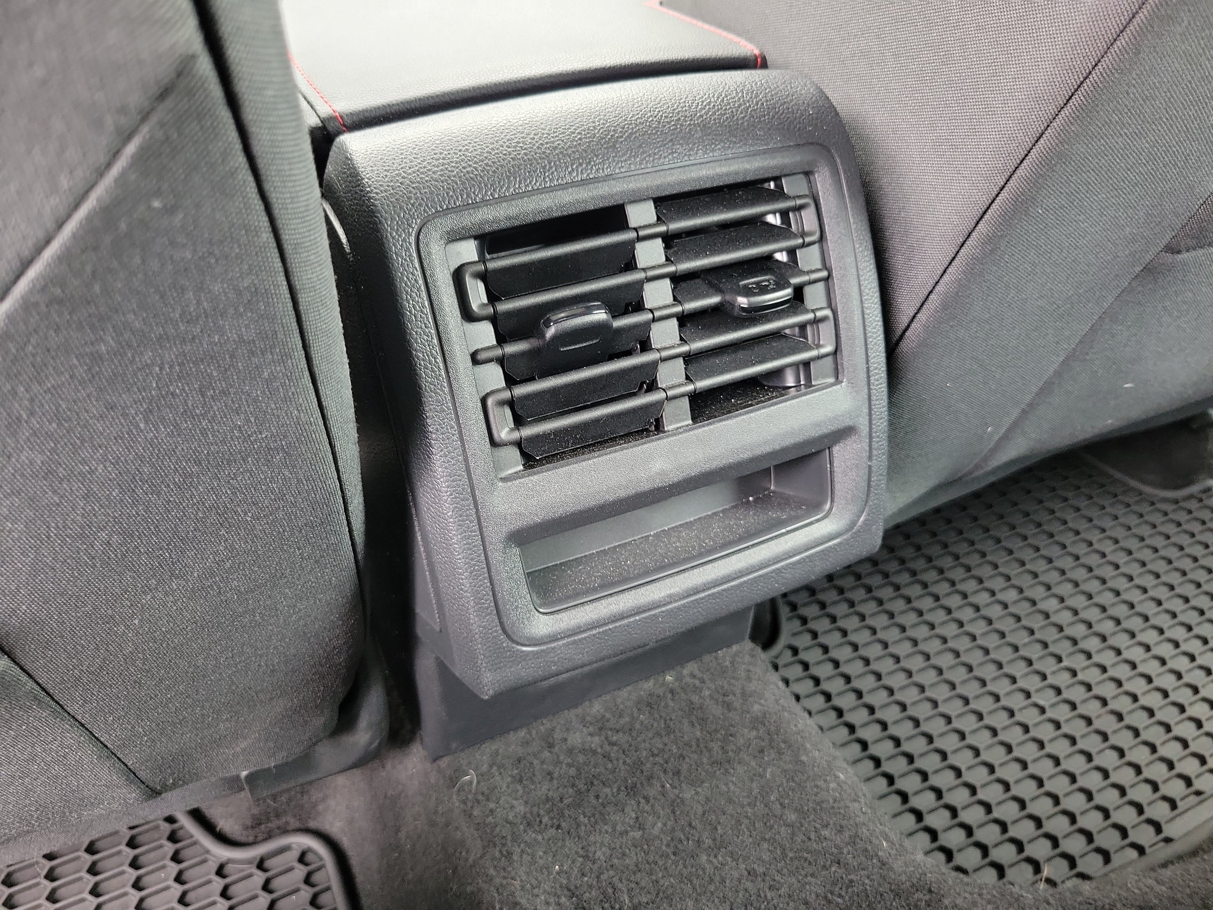 Certified 2023 Volkswagen GTI SE FWD image 19