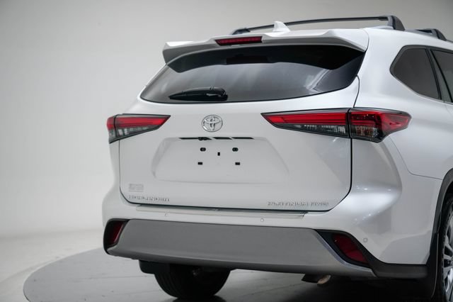Used 2023 Toyota Highlander Platinum AWD/4WD image 12
