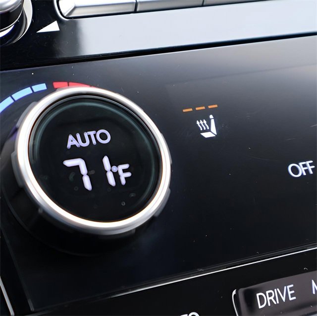 Used 2025 Hyundai Santa Fe SEL image 26