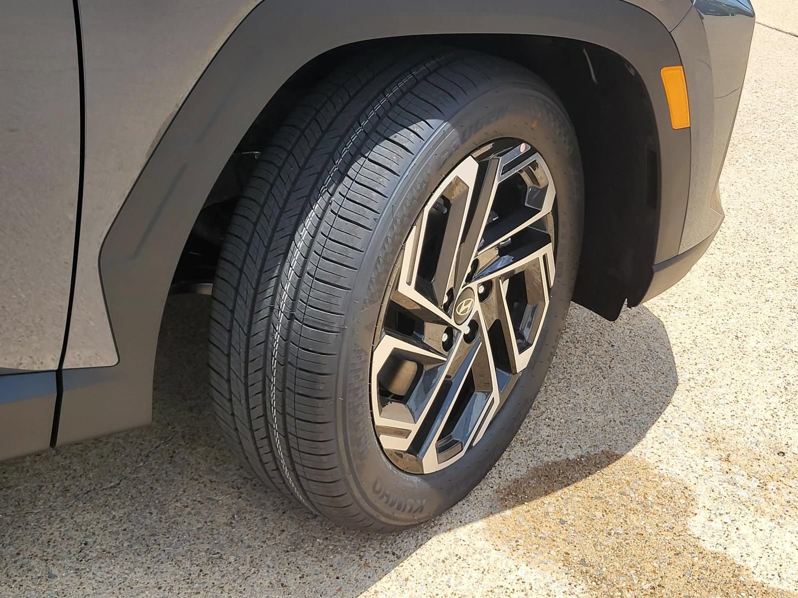New 2026 Hyundai Tucson SEL Plus FWD image 6