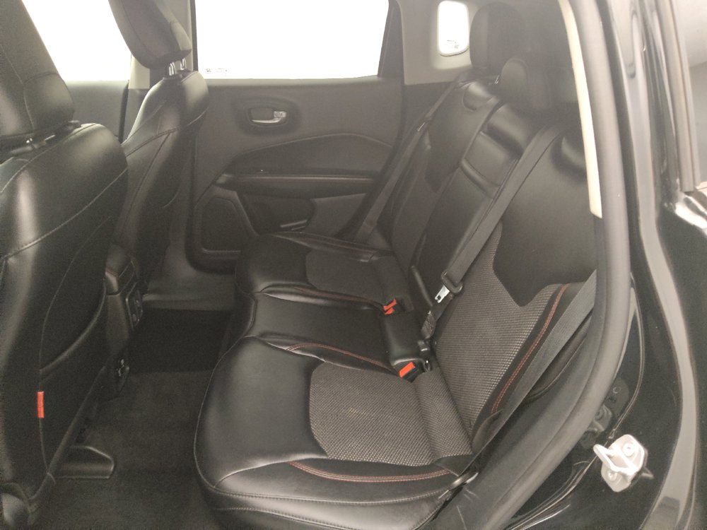 Used 2018 Jeep Compass Trailhawk w/ Navigation Group AWD/4WD image 18