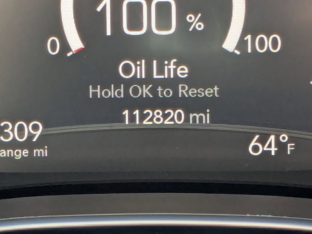 Used 2022 Chrysler Pacifica Limited FWD image 27