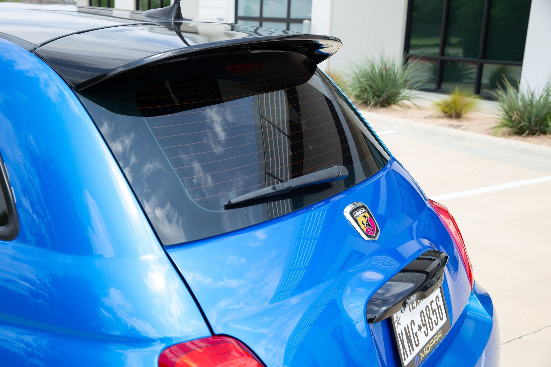 Used 2018 FIAT 500 Abarth FWD image 10