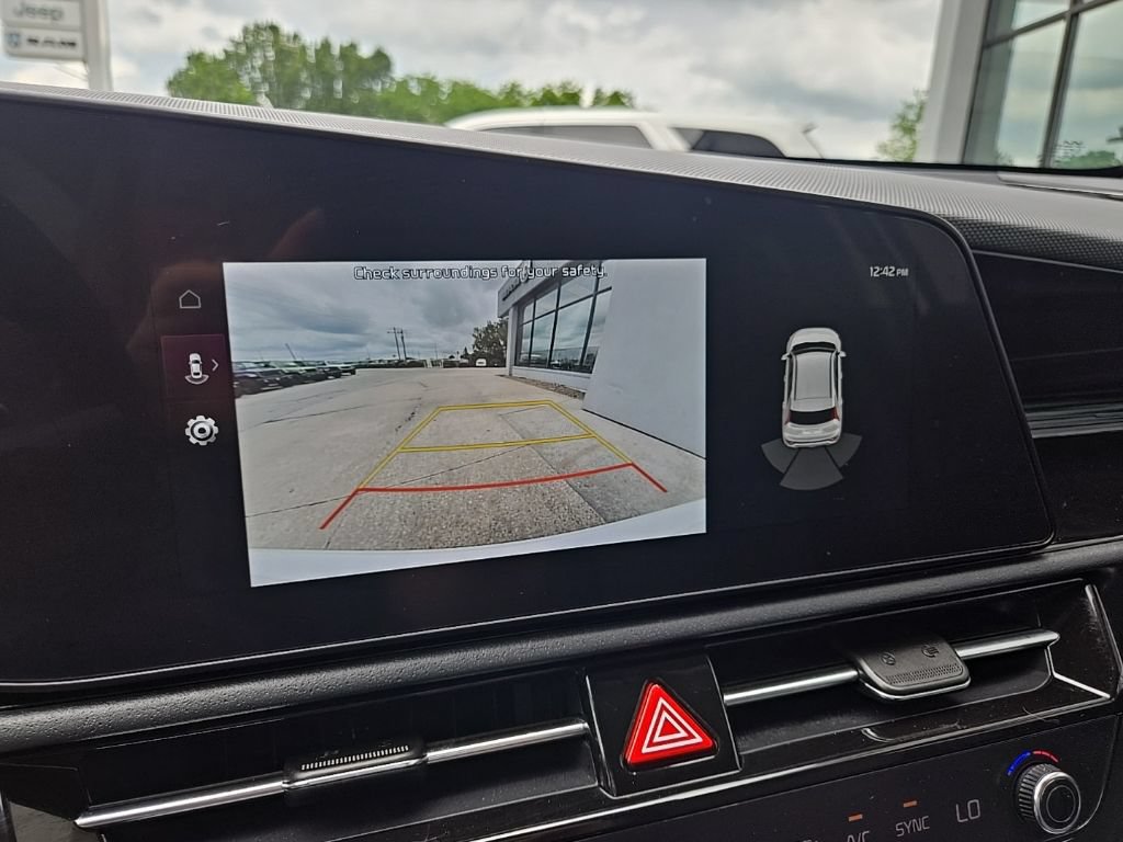 Used 2024 Kia Niro EX FWD image 54
