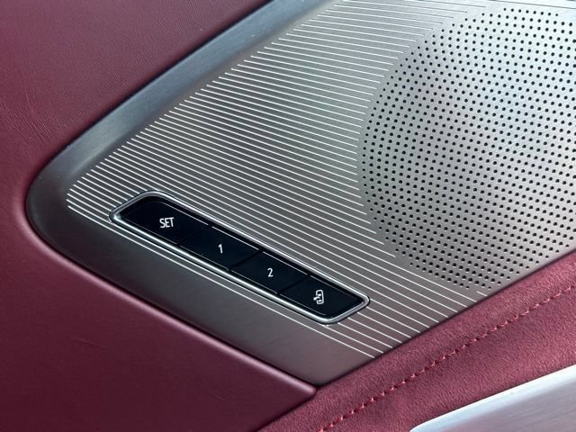 Used 2021 Chevrolet Corvette Stingray Premium Conv w/ Battery Protection Package RWD image 18