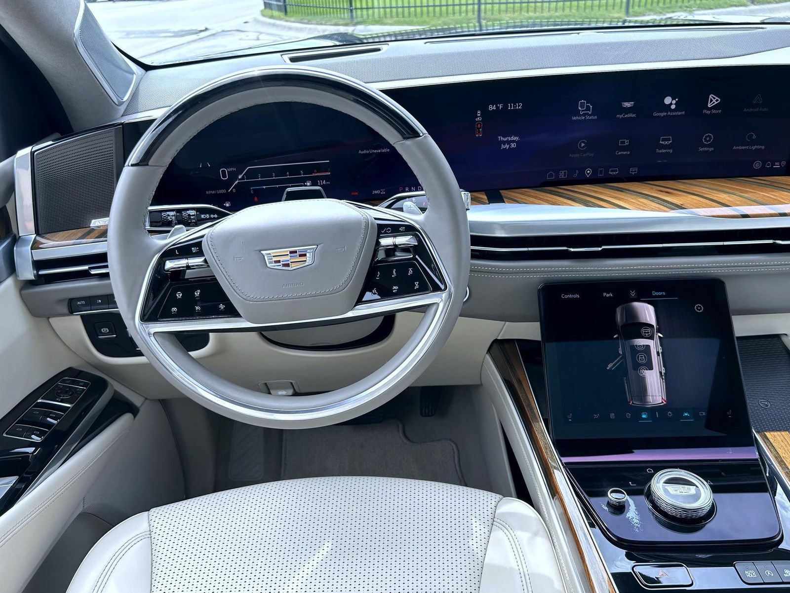 Used 2025 Cadillac Escalade Sport Platinum AWD/4WD image 16