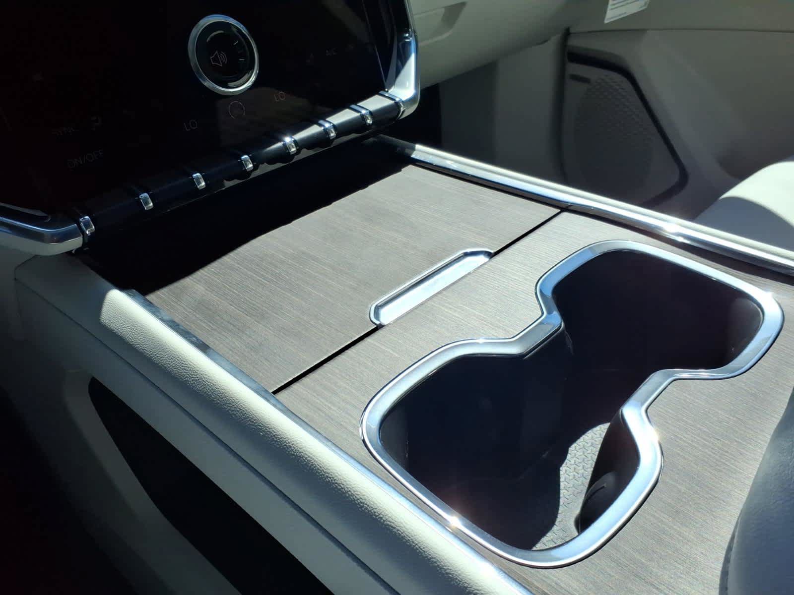 New 2027 GMC Acadia Denali FWD image 8