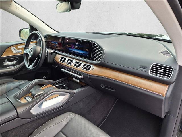 Used 2024 Mercedes-Benz GLS 450 4MATIC image 23