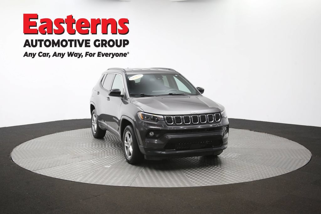 Used 2024 Jeep Compass Latitude AWD/4WD image 51