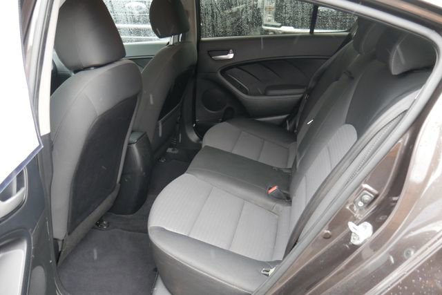 Used 2018 Kia Forte LX w/ LX Popular Package image 21