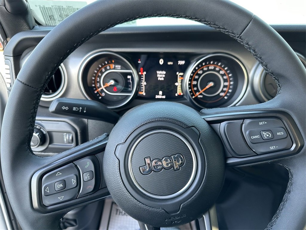 New 2023 Jeep Gladiator Willys image 38