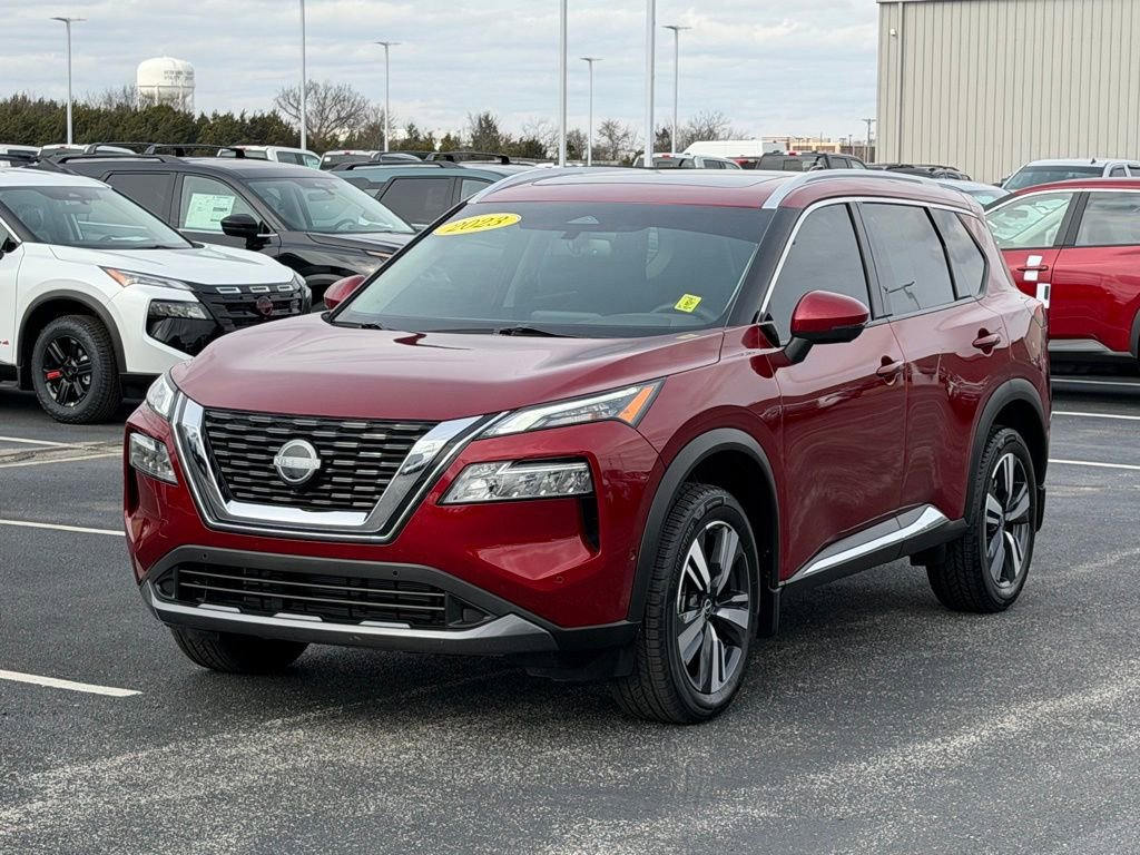 Used 2023 Nissan Rogue SL w/ SL Premium Package image 9