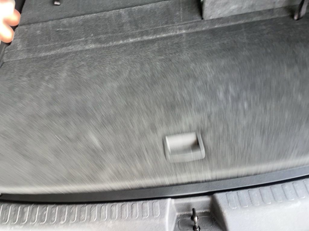 Used 2025 Chevrolet Traverse LT image 15