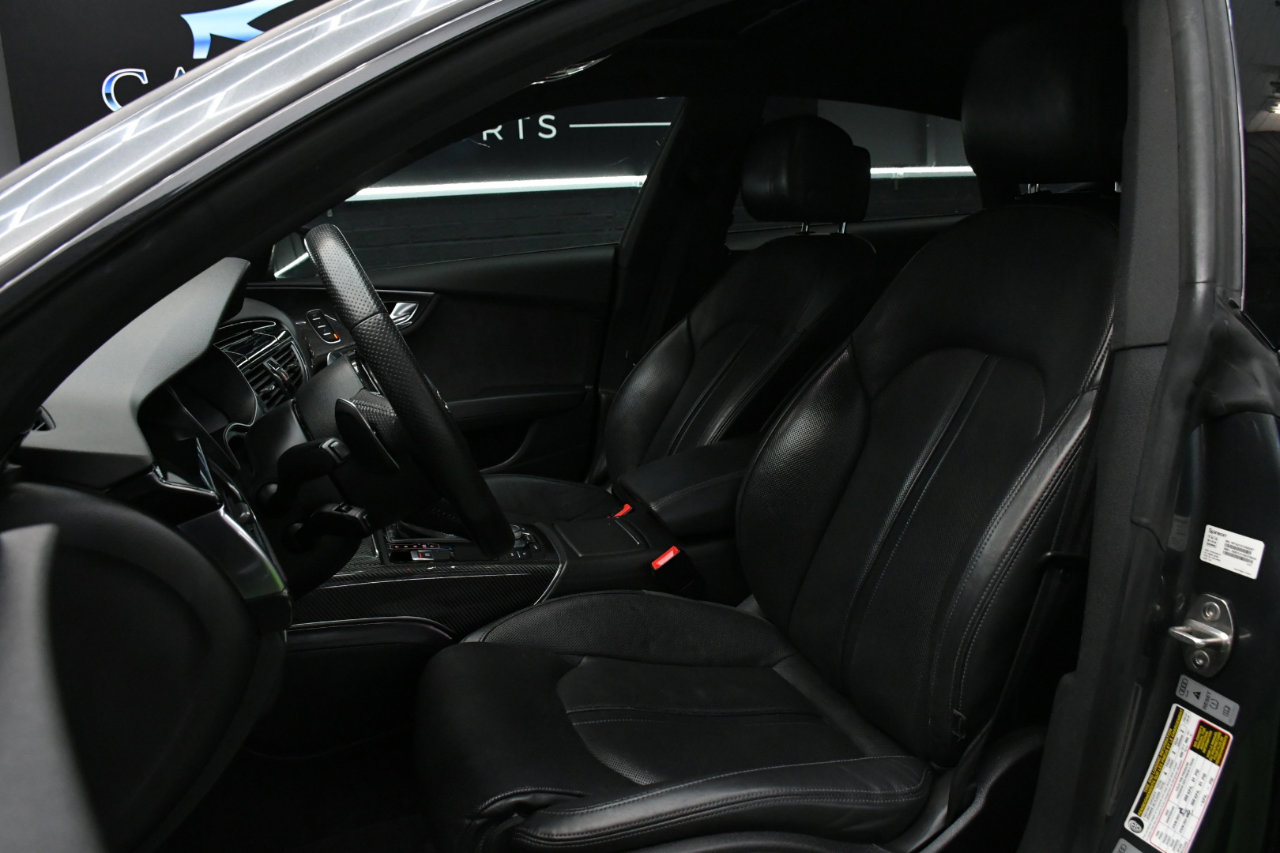 Used 2017 Audi RS 7 Performance w/ Driver Assistance Package image 21