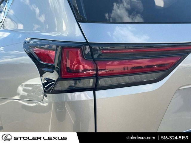 Used 2023 Lexus LX 600 F Sport w/ Accessory Package (Z1) AWD/4WD image 11