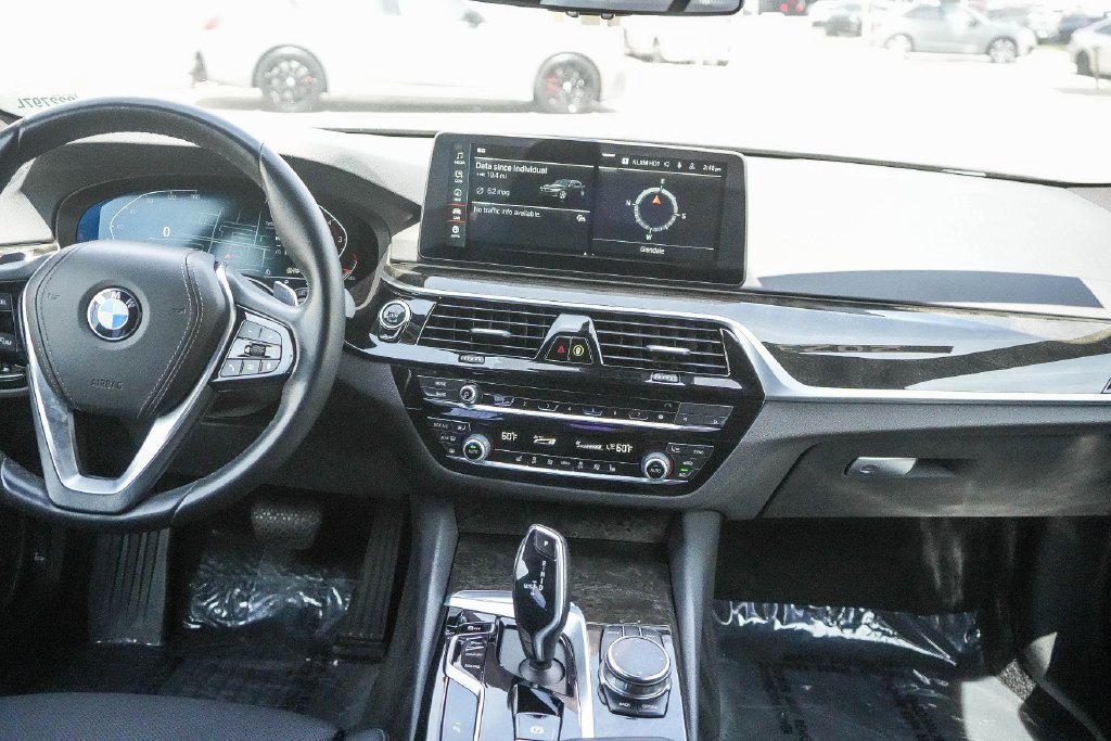 Certified 2023 BMW 530i w/ Convenience Package RWD image 13