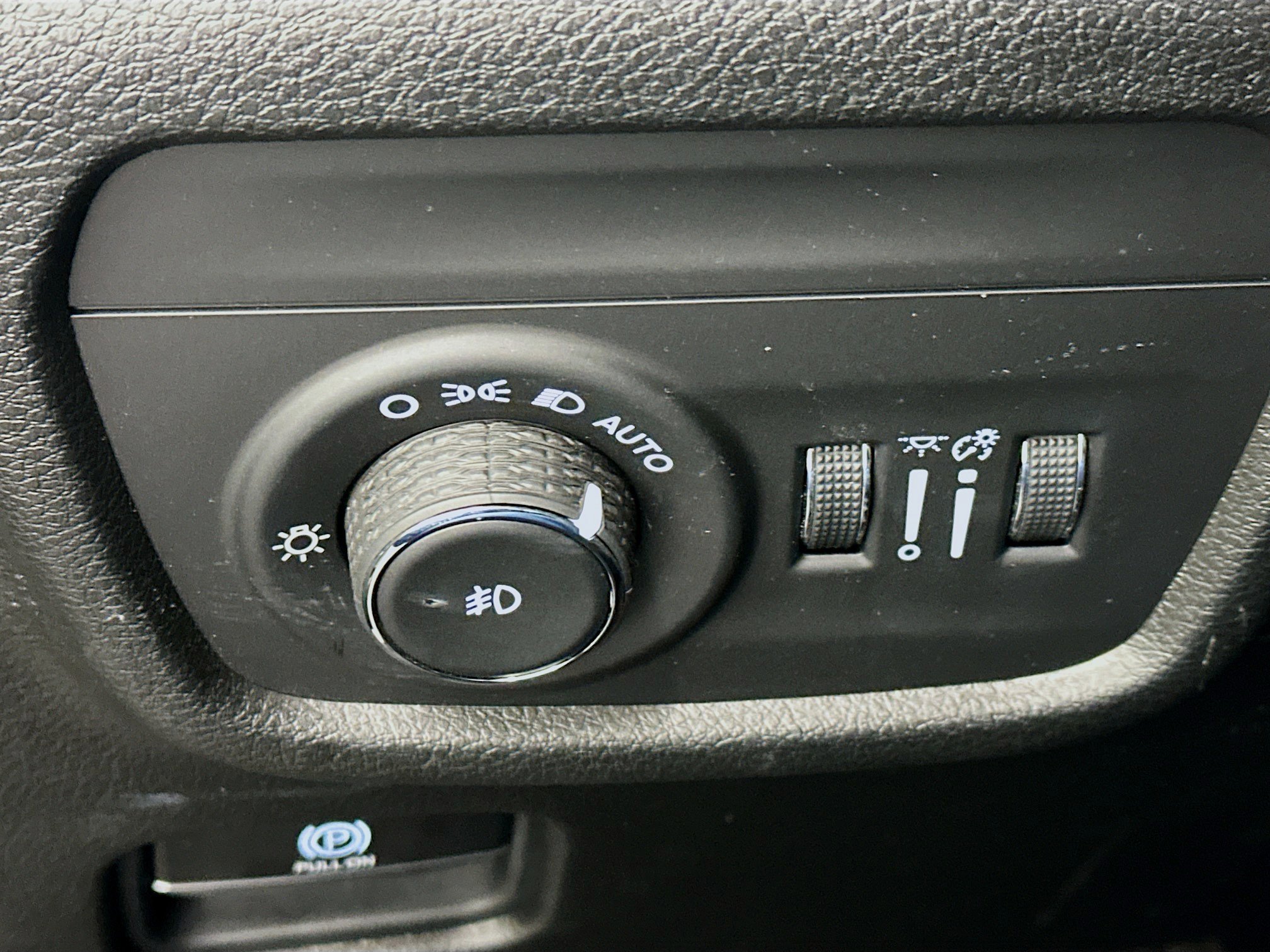 Used 2022 Jeep Grand Cherokee L Limited image 17