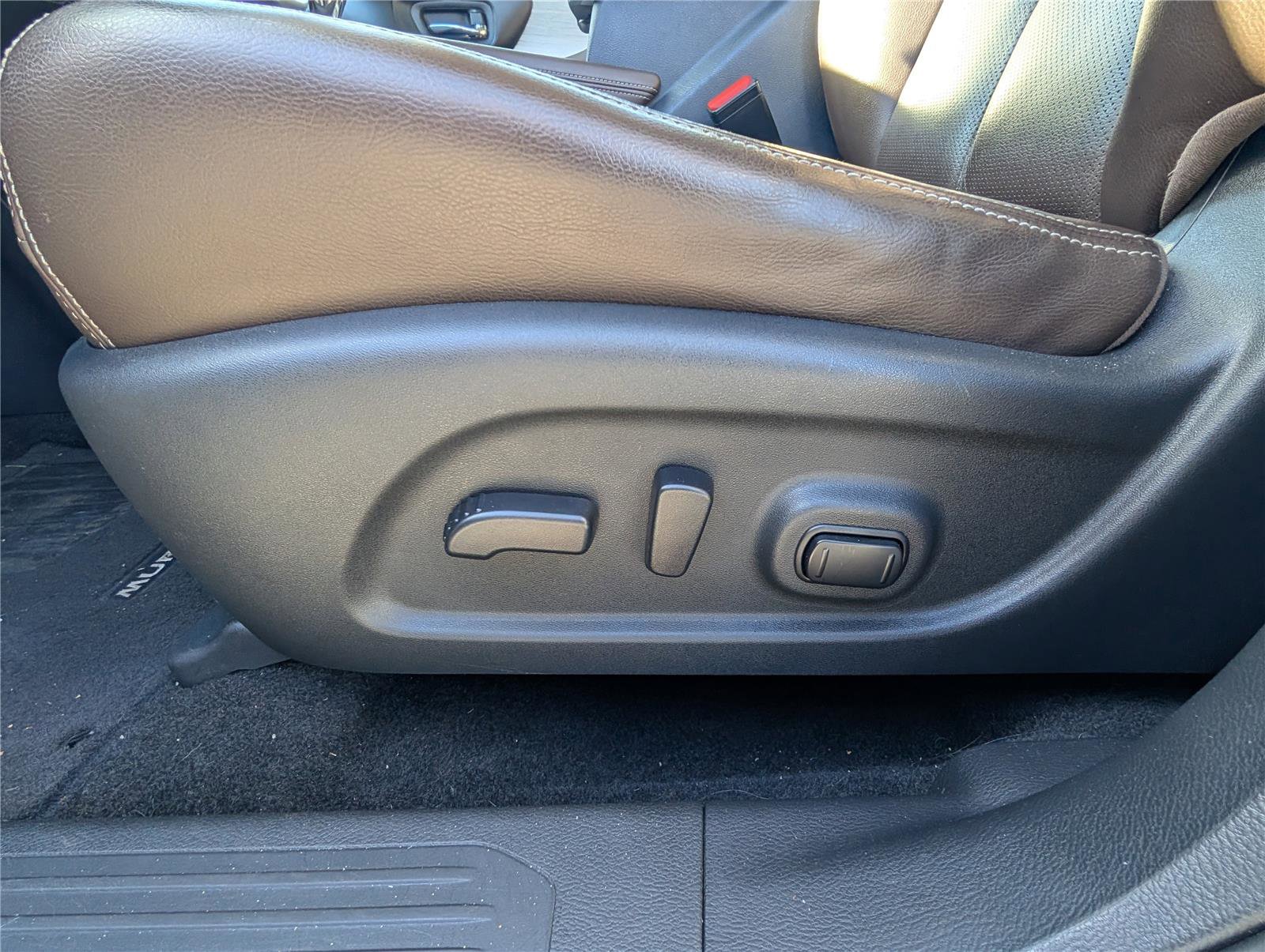 Used 2017 Nissan Murano Platinum w/ Platinum Technology Package image 21