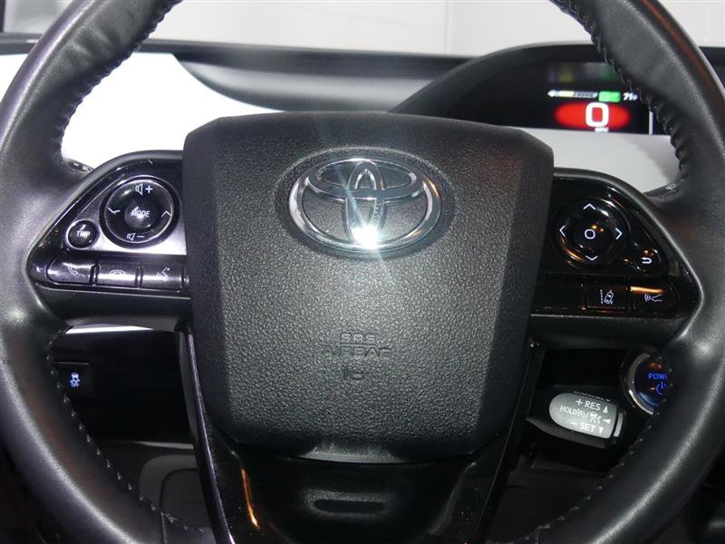 Used 2021 Toyota Prius Prime XLE image 30