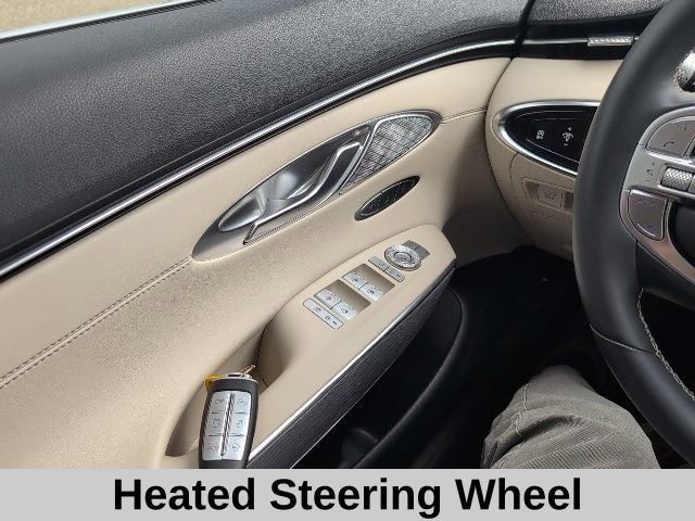 Used 2024 Genesis GV70 2.5T w/ Advanced Package image 11