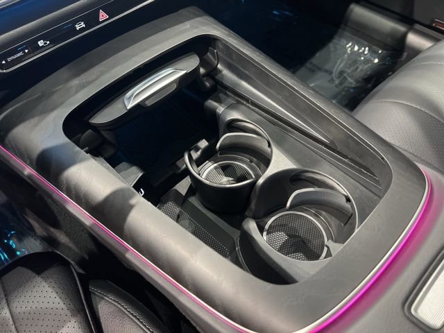 Used 2025 Mercedes-Benz E 350 4MATIC Sedan image 25