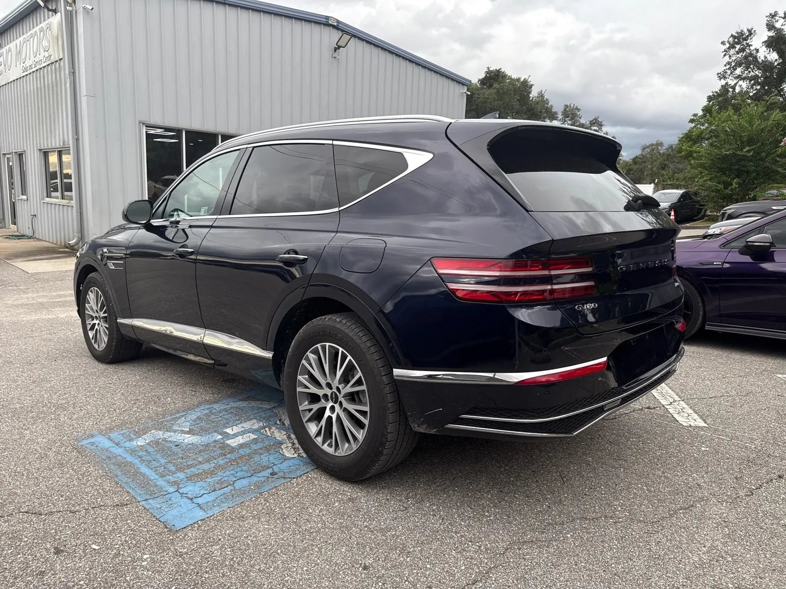 Used 2025 Genesis GV80 2.5T Standard AWD/4WD image 12
