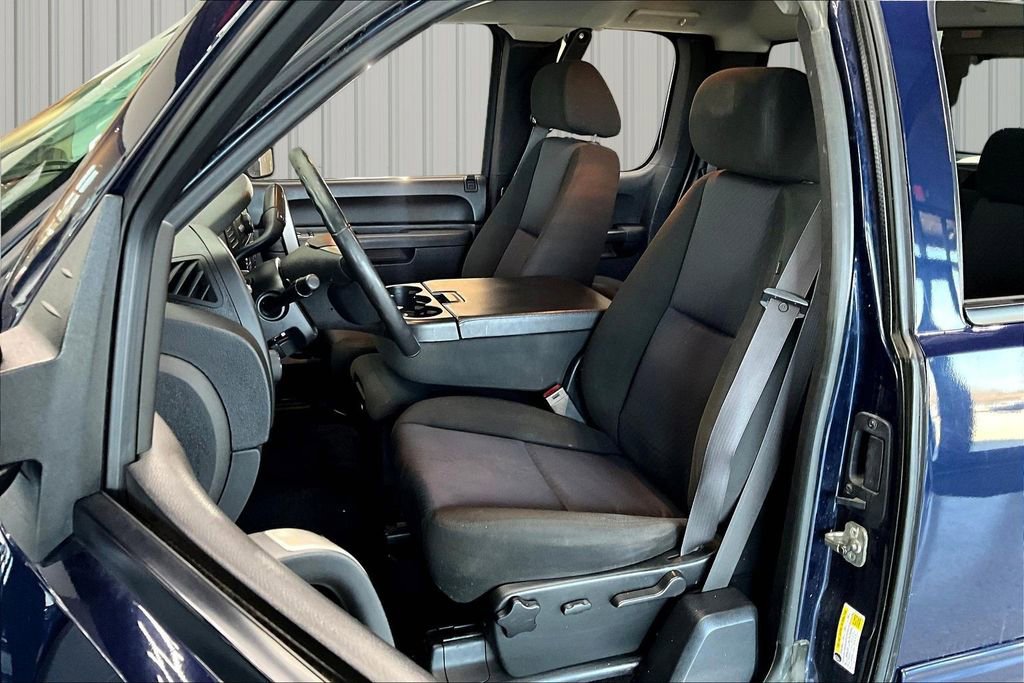 Used 2011 Chevrolet Silverado 1500 LT w/ All-Star Edition AWD/4WD image 19