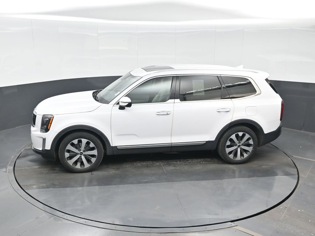 Used 2022 Kia Telluride S AWD/4WD image 23
