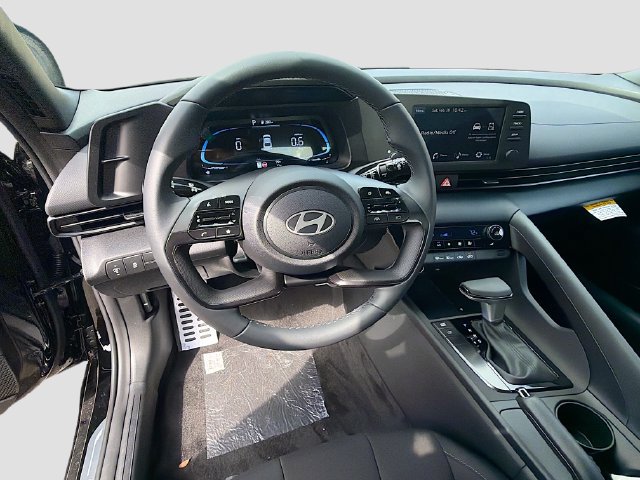 Certified 2026 Hyundai Elantra Sport FWD image 12