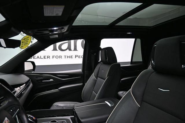 Used 2024 Cadillac Escalade Sport AWD/4WD image 18